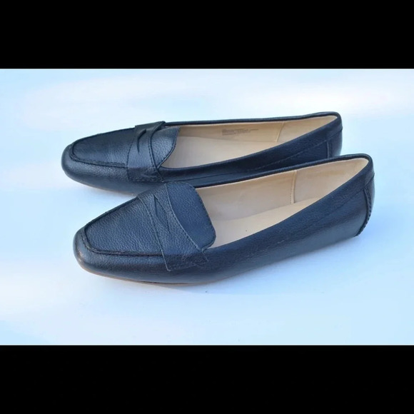 Talbots flats - Picture 1 of 7